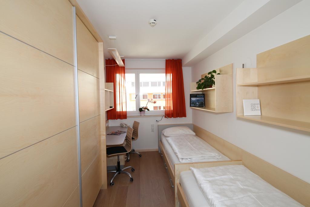 Hotel Kolpinghaus Bolzano Esterno foto