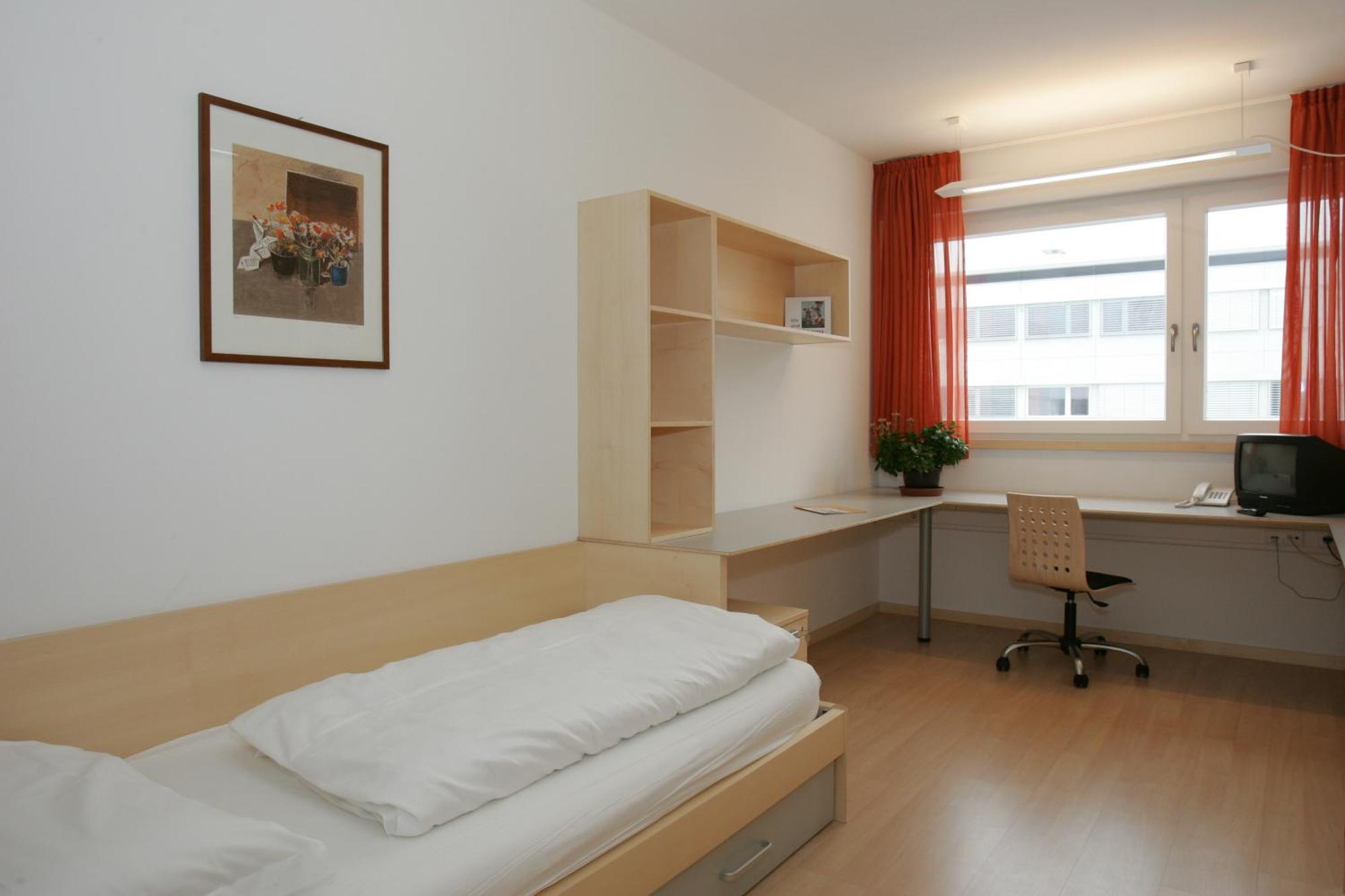 Hotel Kolpinghaus Bolzano Esterno foto