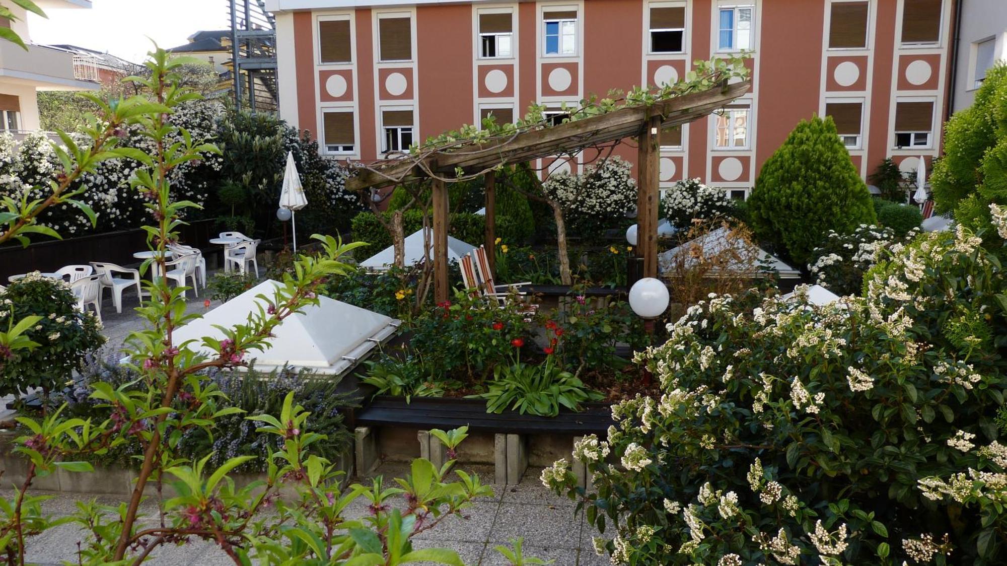 Hotel Kolpinghaus Bolzano Esterno foto