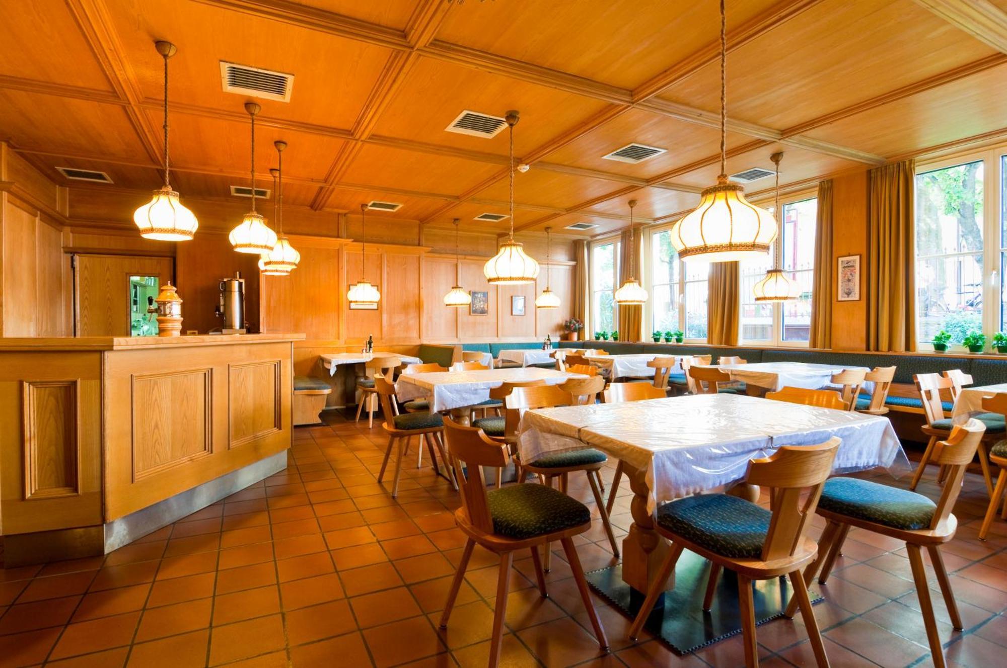 Hotel Kolpinghaus Bolzano Esterno foto
